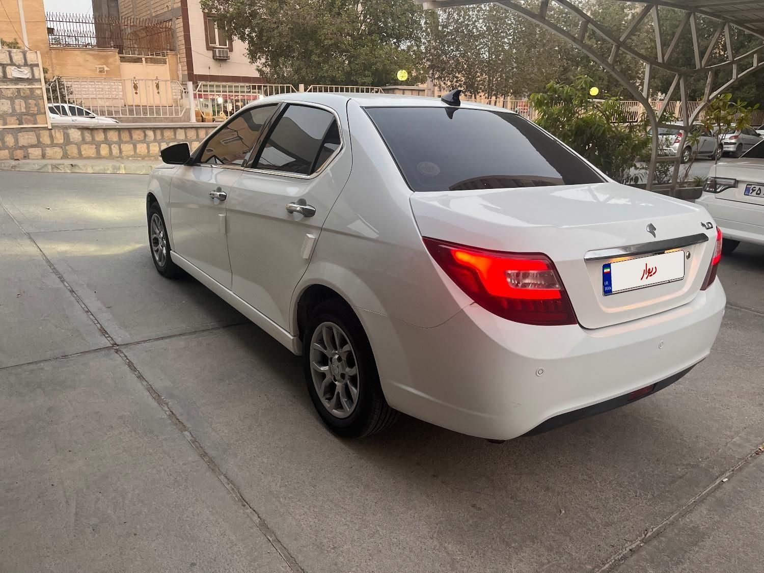 دنا پلاس تیپ ۲ سانروف ۴ ایربگ - 1400