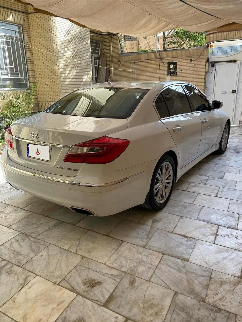 هیوندای جنسیس فول - 2013