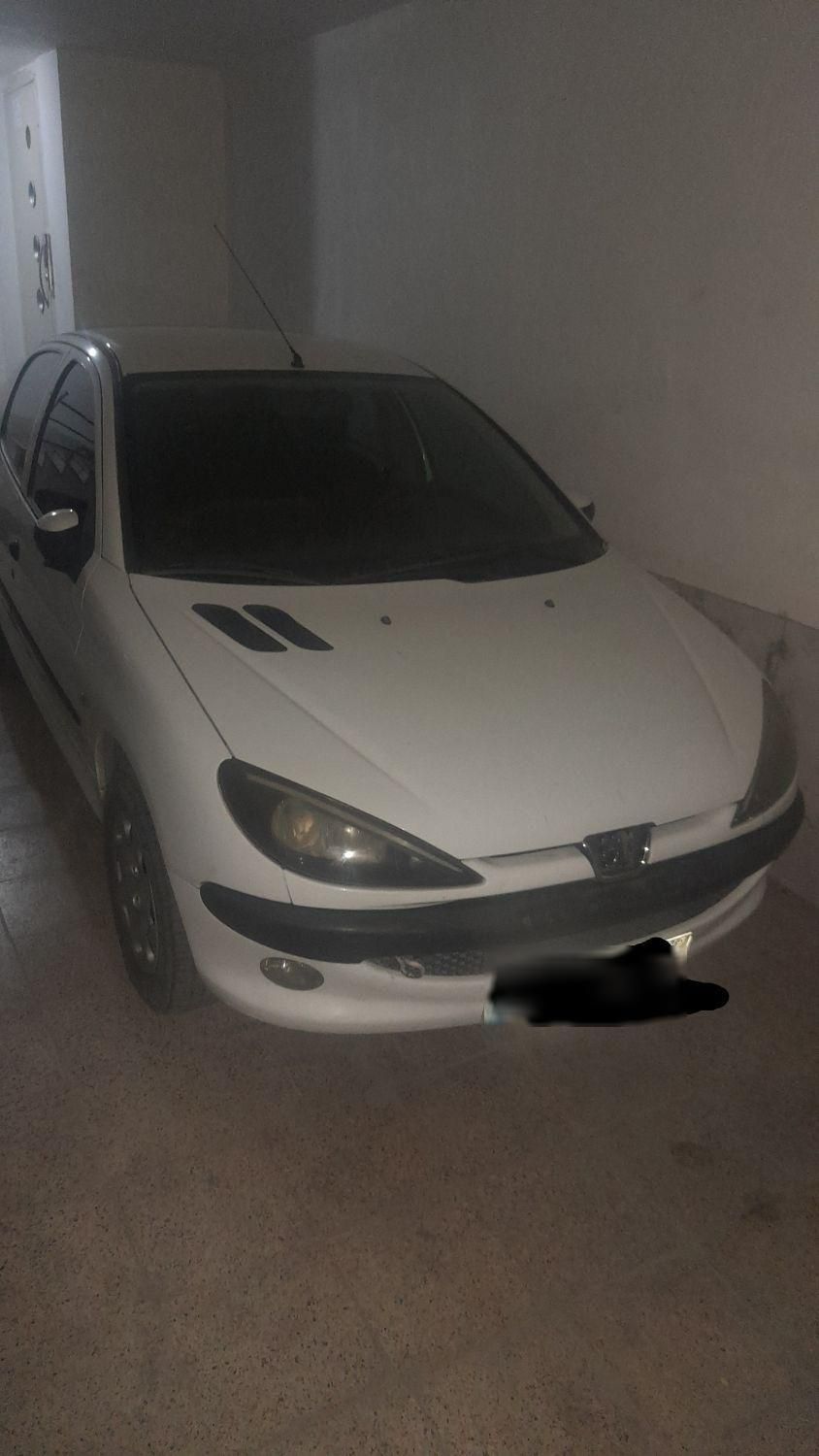 پژو ۲۰۶ صندوق دار v8 - 1397