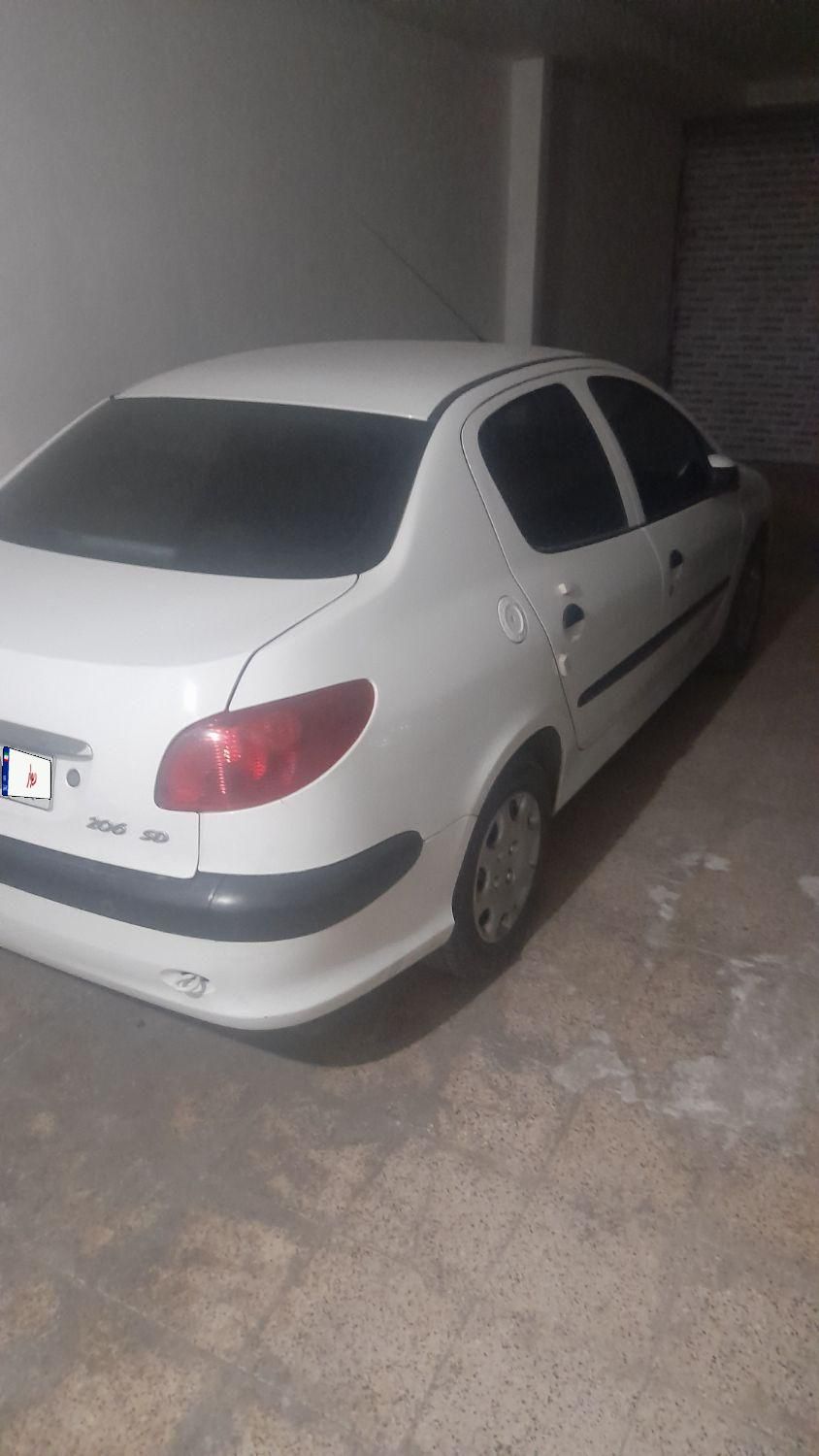 پژو ۲۰۶ صندوق دار v8 - 1397