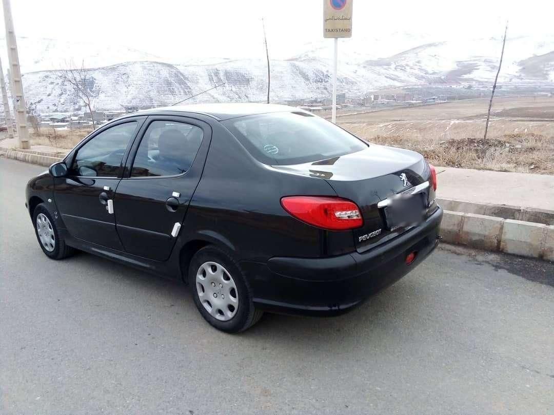 پژو ۲۰۶ صندوق دار v8 - 1397