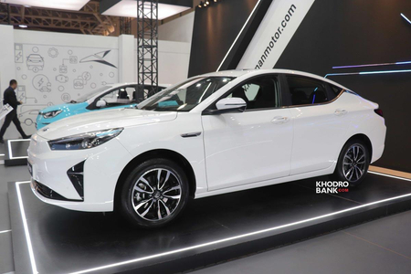 کی ام سی EJ7 142 کیلووات - 2024