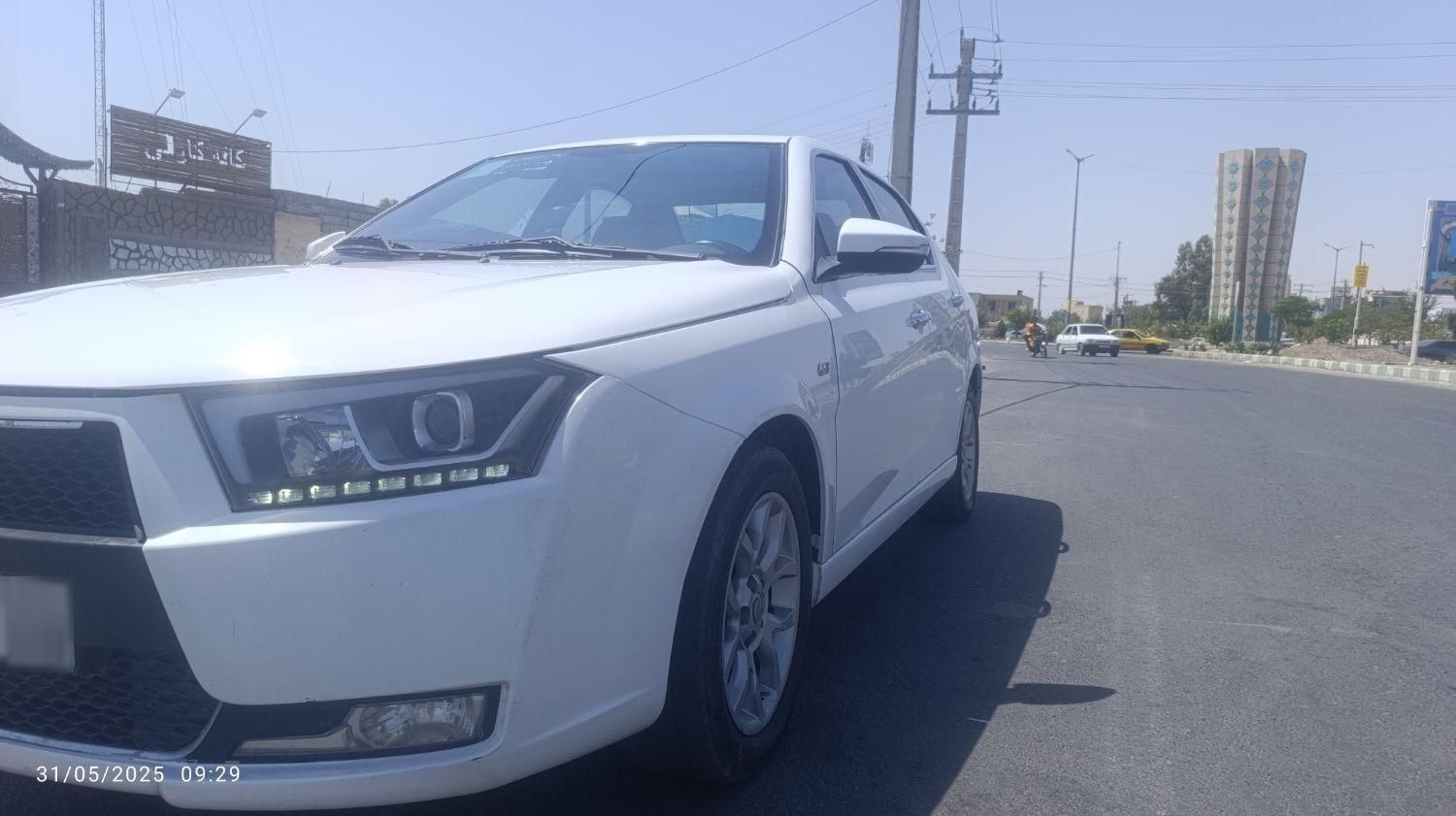 دنا پلاس توربو 6 دنده - 1401