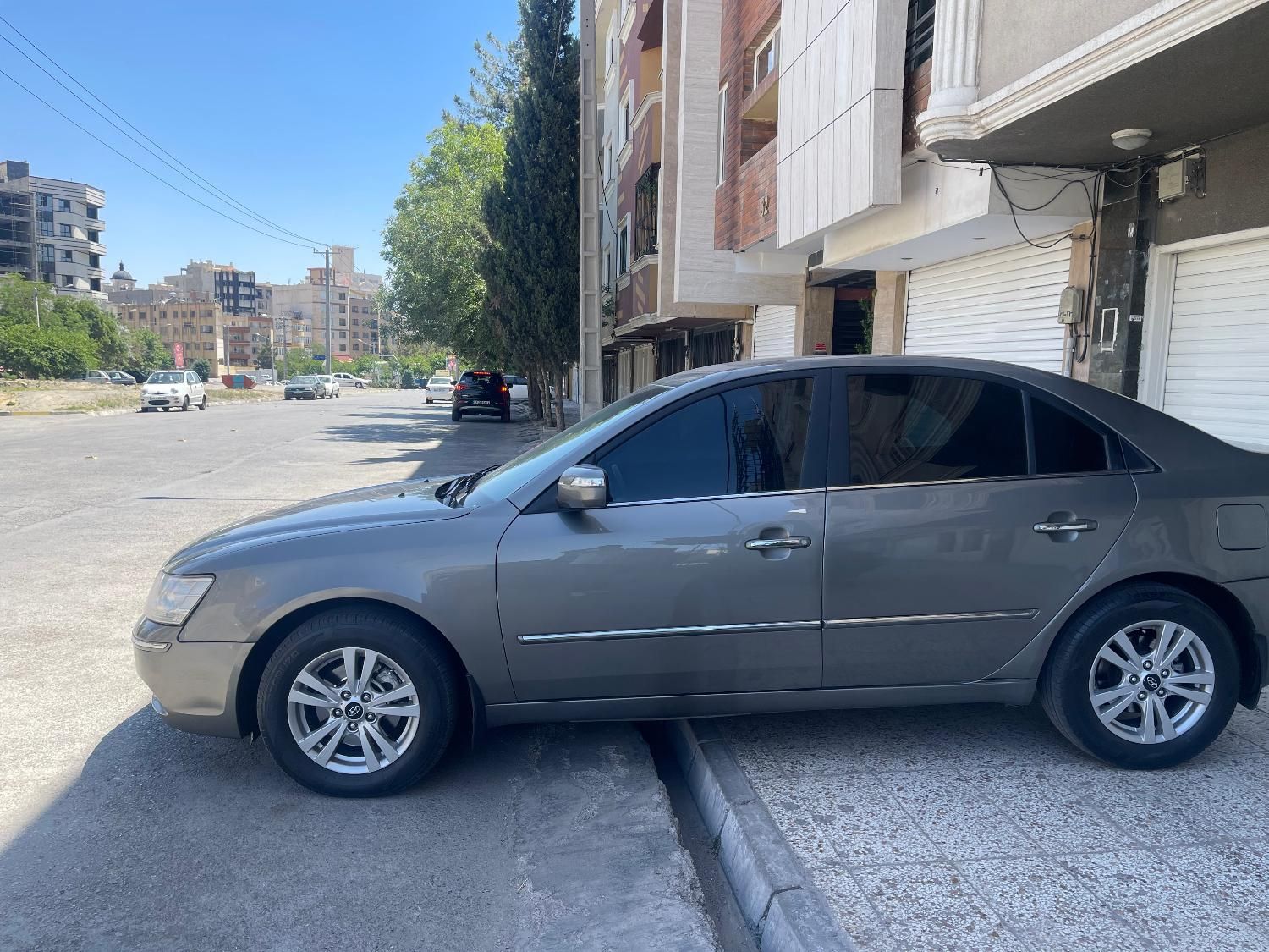 هیوندای سوناتا اتوماتیک NF 2400 - 2010
