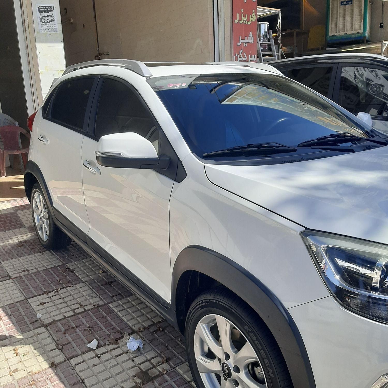 خودرو ام وی ام، X22 آگهی ann_18425810