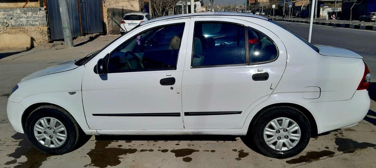 تیبا صندوق دار SX - 1397