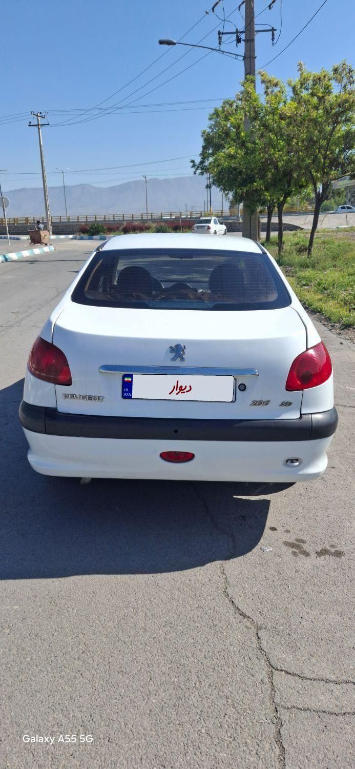 پژو ۲۰۶ صندوق دار v2 - 1390