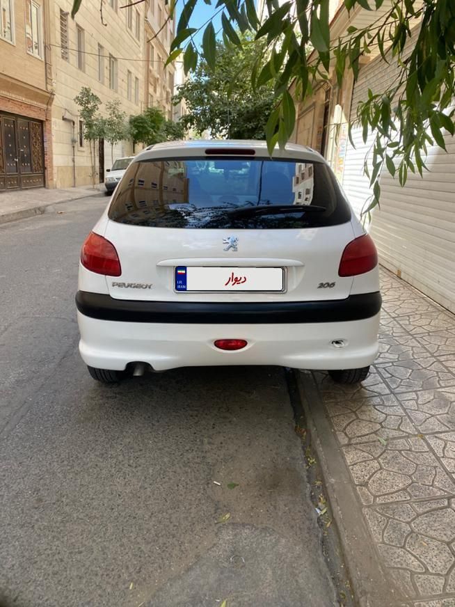 پژو 206 تیپ 2 - 1390