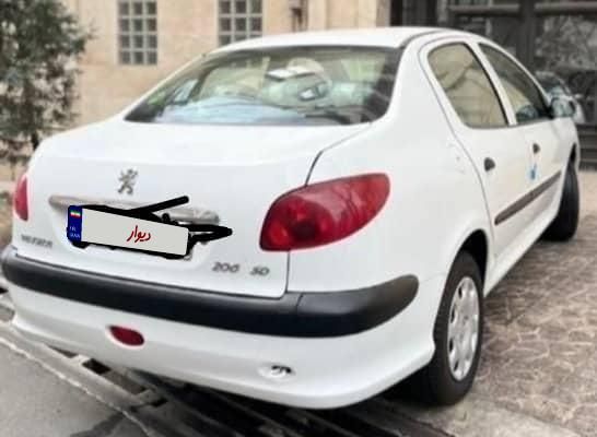 پژو ۲۰۶ صندوق دار v8 - 1398
