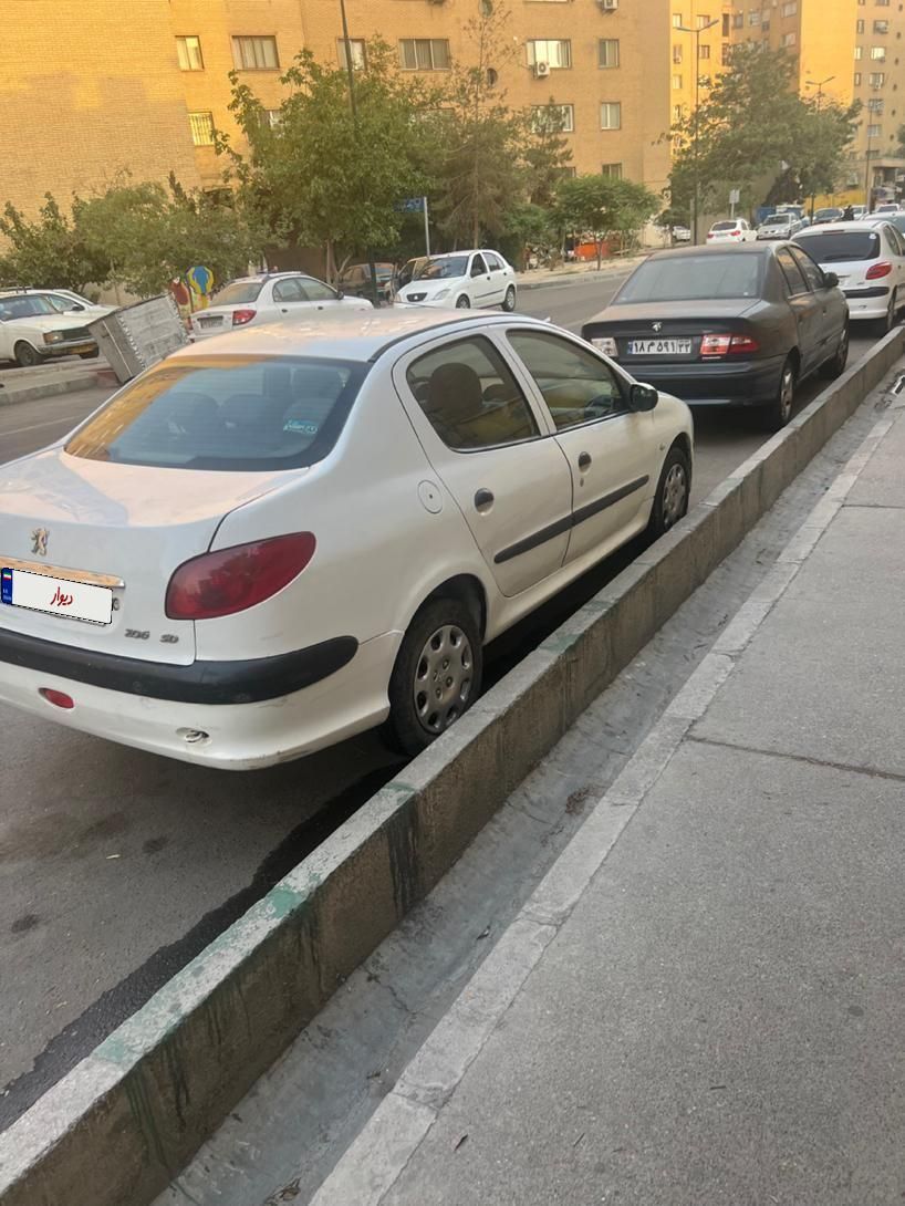 پژو ۲۰۶ صندوق دار v8 - 1397