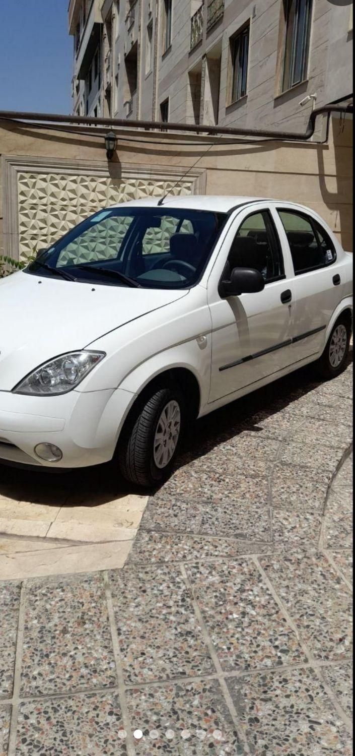 تیبا صندوق دار SX - 1400