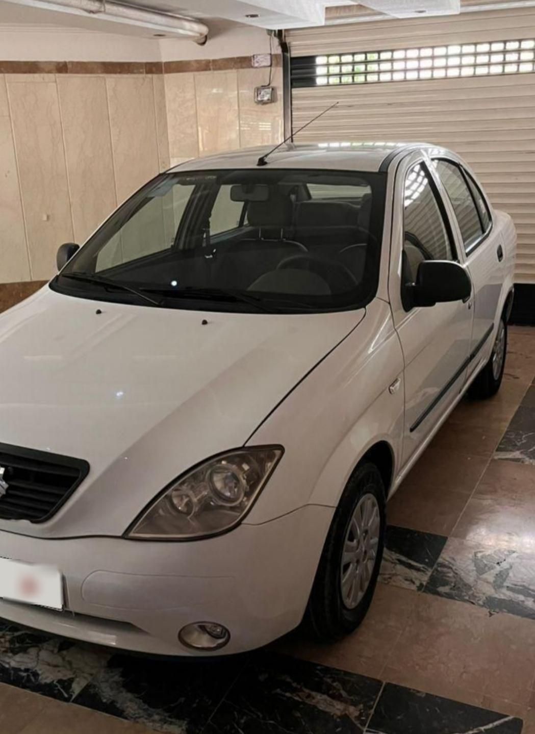 تیبا صندوق دار SX - 1400