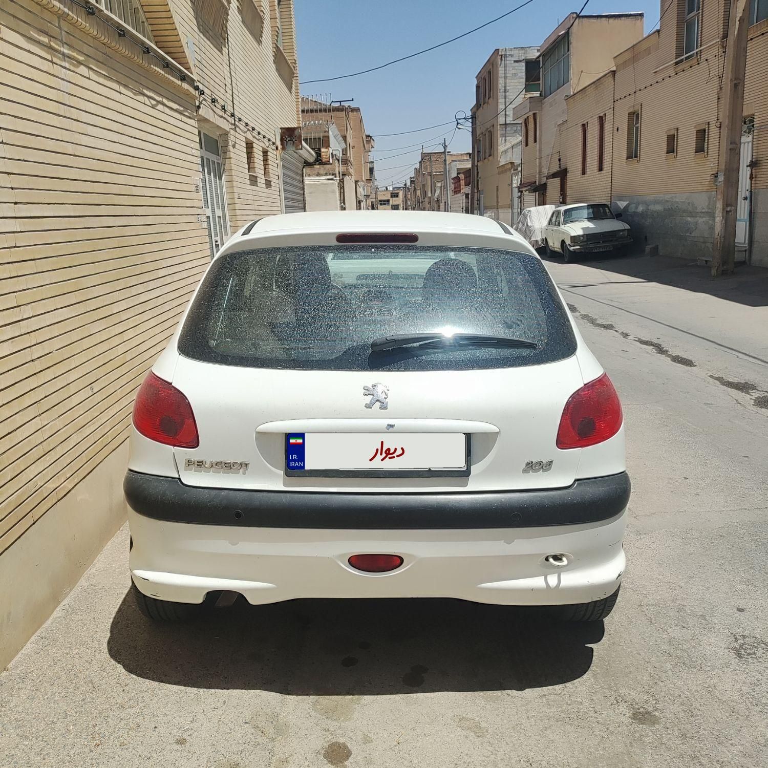 پژو 206 تیپ 5 - 1396