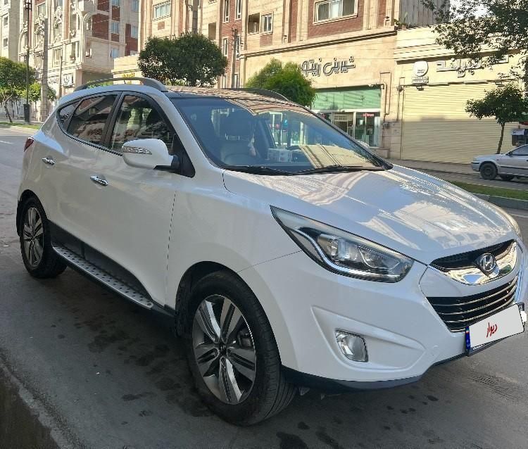 هیوندای توسان 2.4 لیتر - 2015