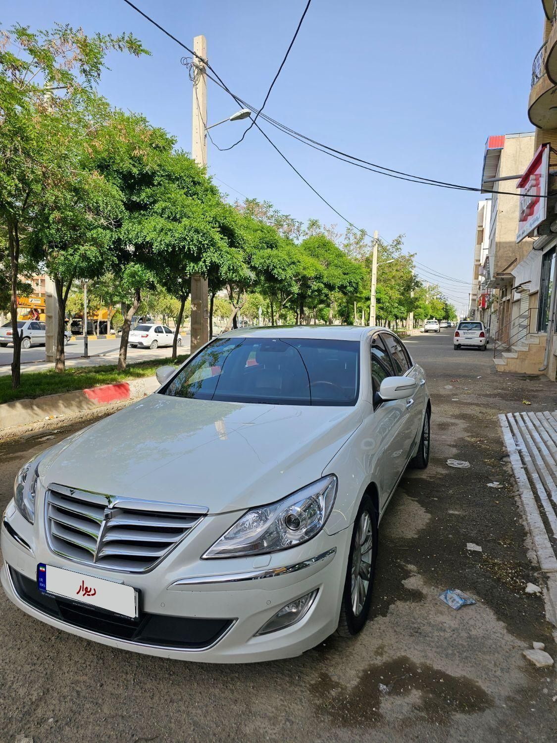 هیوندای جنسیس فول - 2011