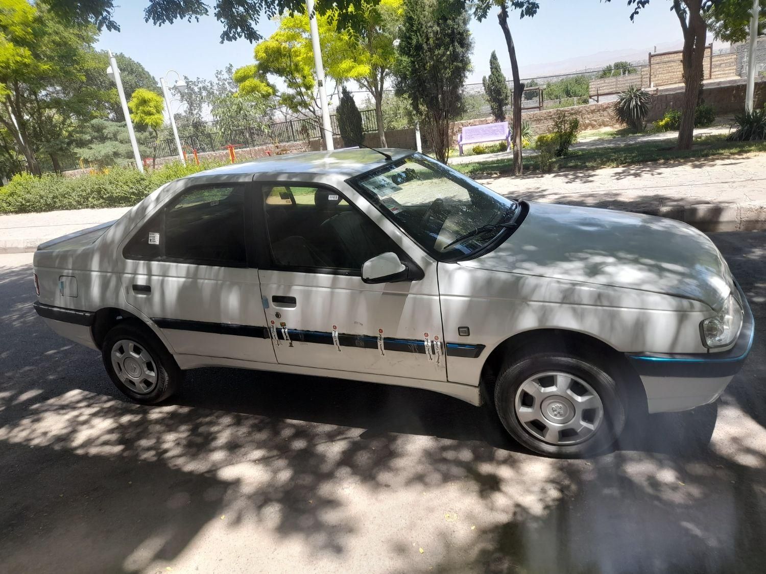 پژو 405 SLX بنزینی  XU7 - 1390
