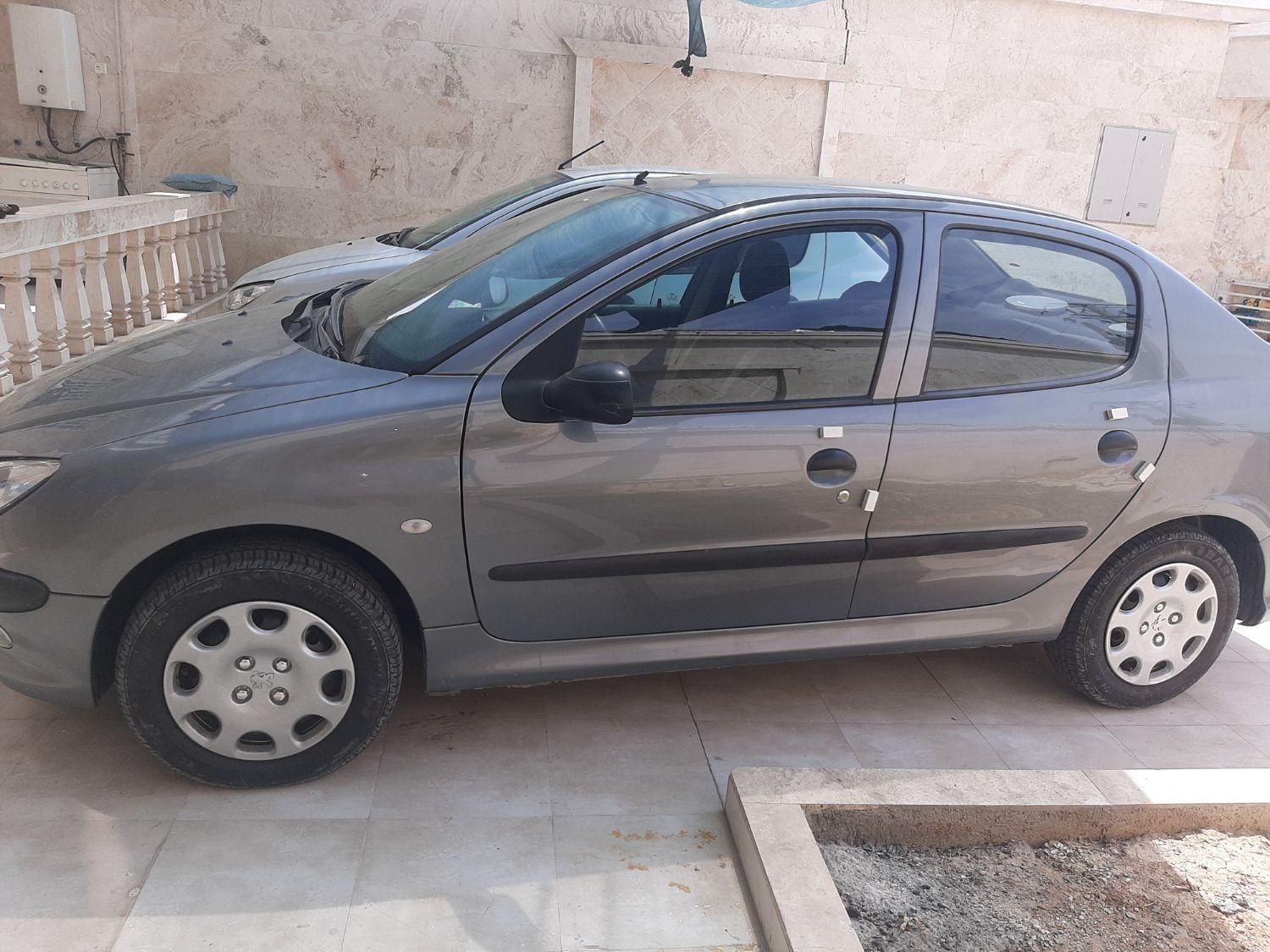 پژو ۲۰۶ صندوق دار v8 - 1394
