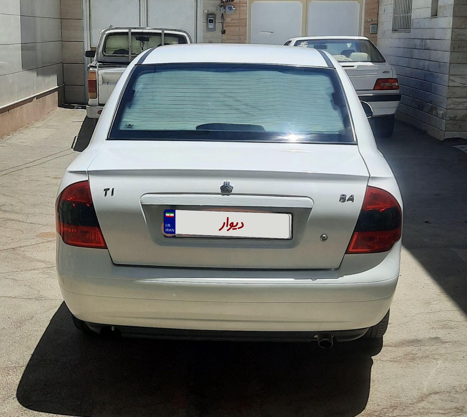 تیبا صندوق دار SX - 1401