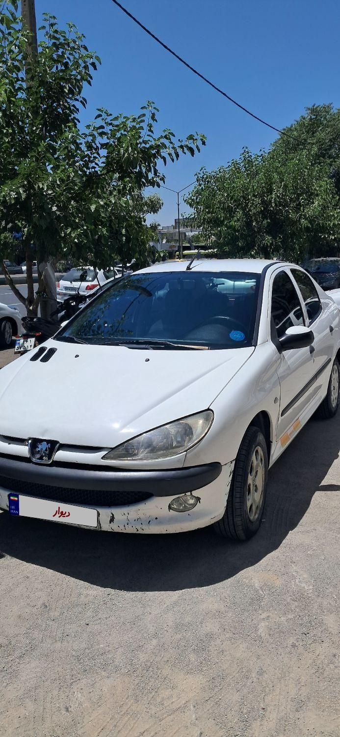 پژو ۲۰۶ صندوق دار v6 - 1390