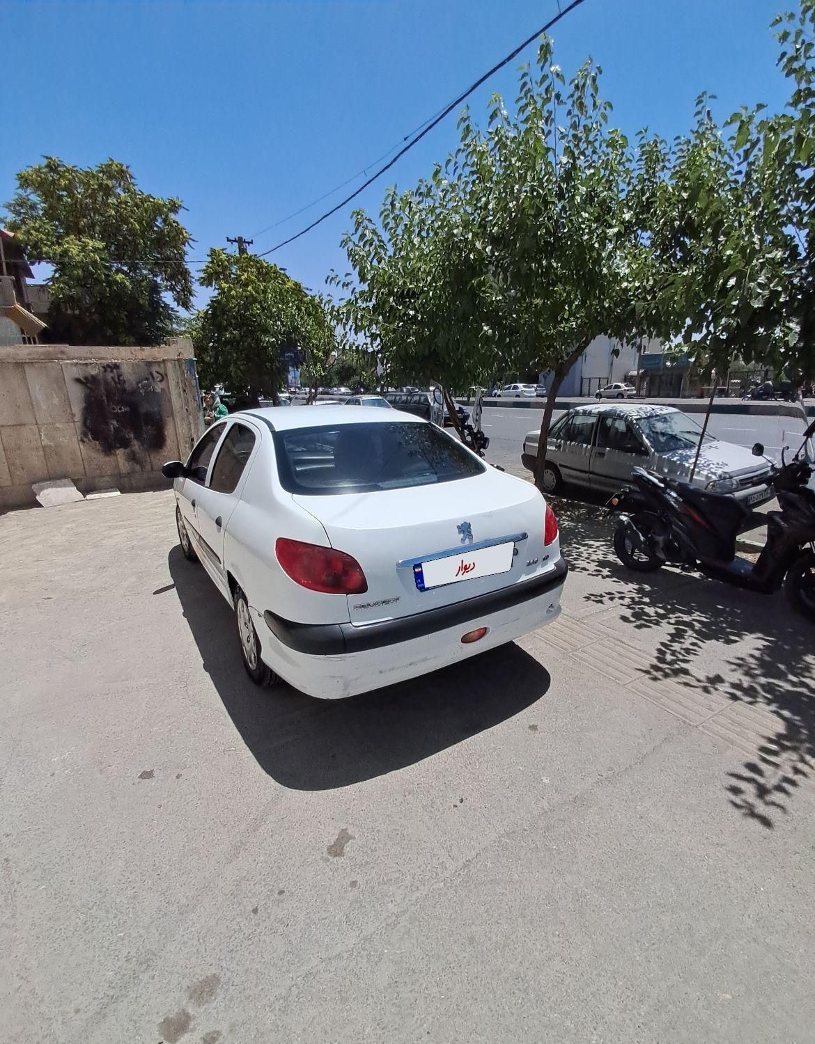 پژو ۲۰۶ صندوق دار v6 - 1390