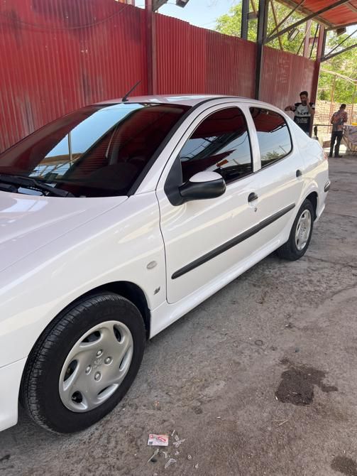 پژو ۲۰۶ صندوق دار v8 - 1395