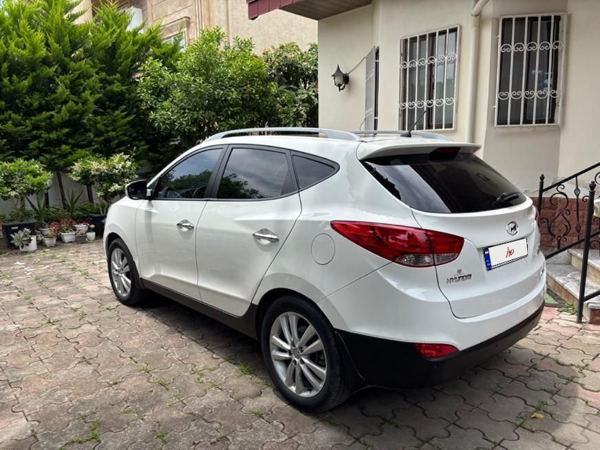 هیوندای توسان 2.4 لیتر - 2012