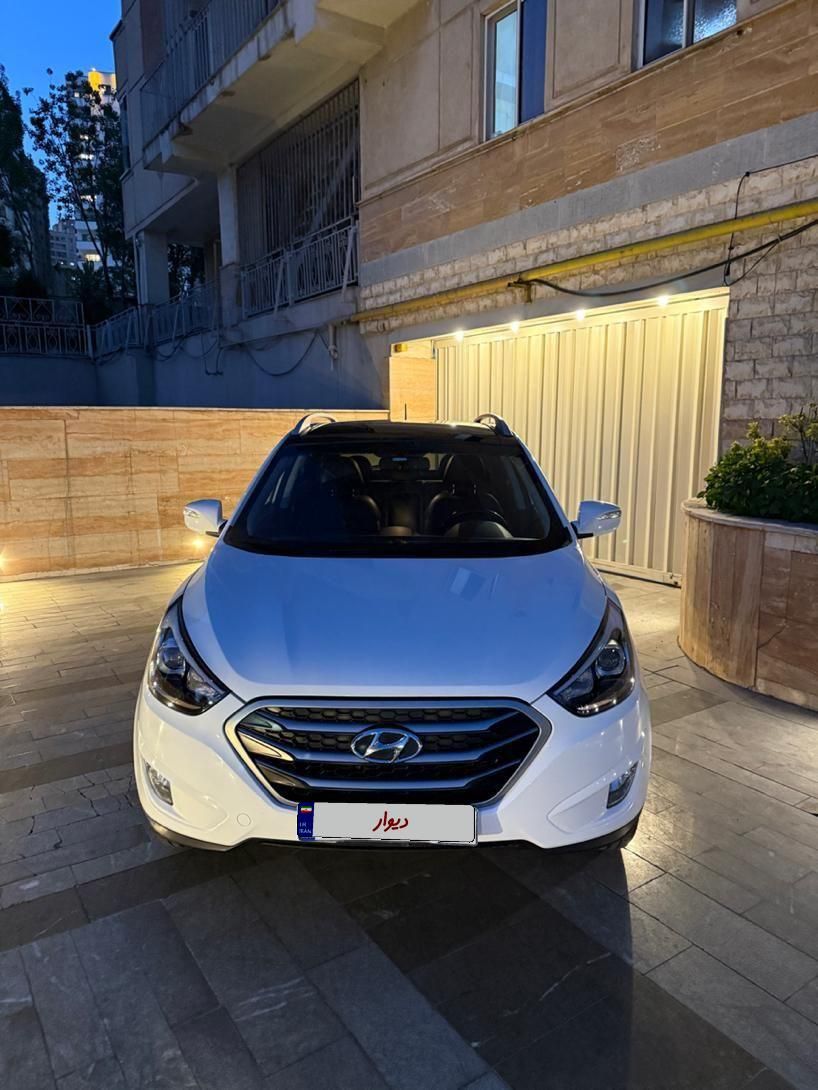 هیوندای توسان 2.4 لیتر - 2015