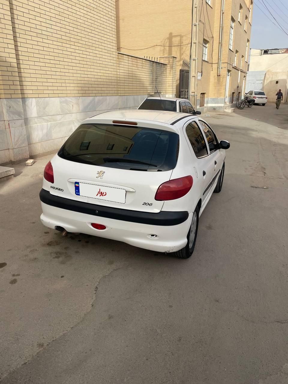 پژو 206 تیپ 2 - 1390