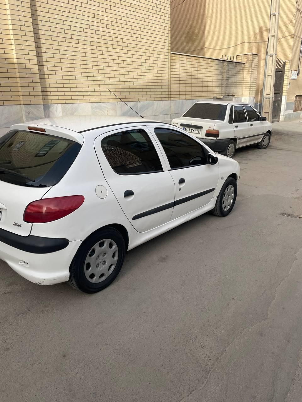 پژو 206 تیپ 2 - 1390