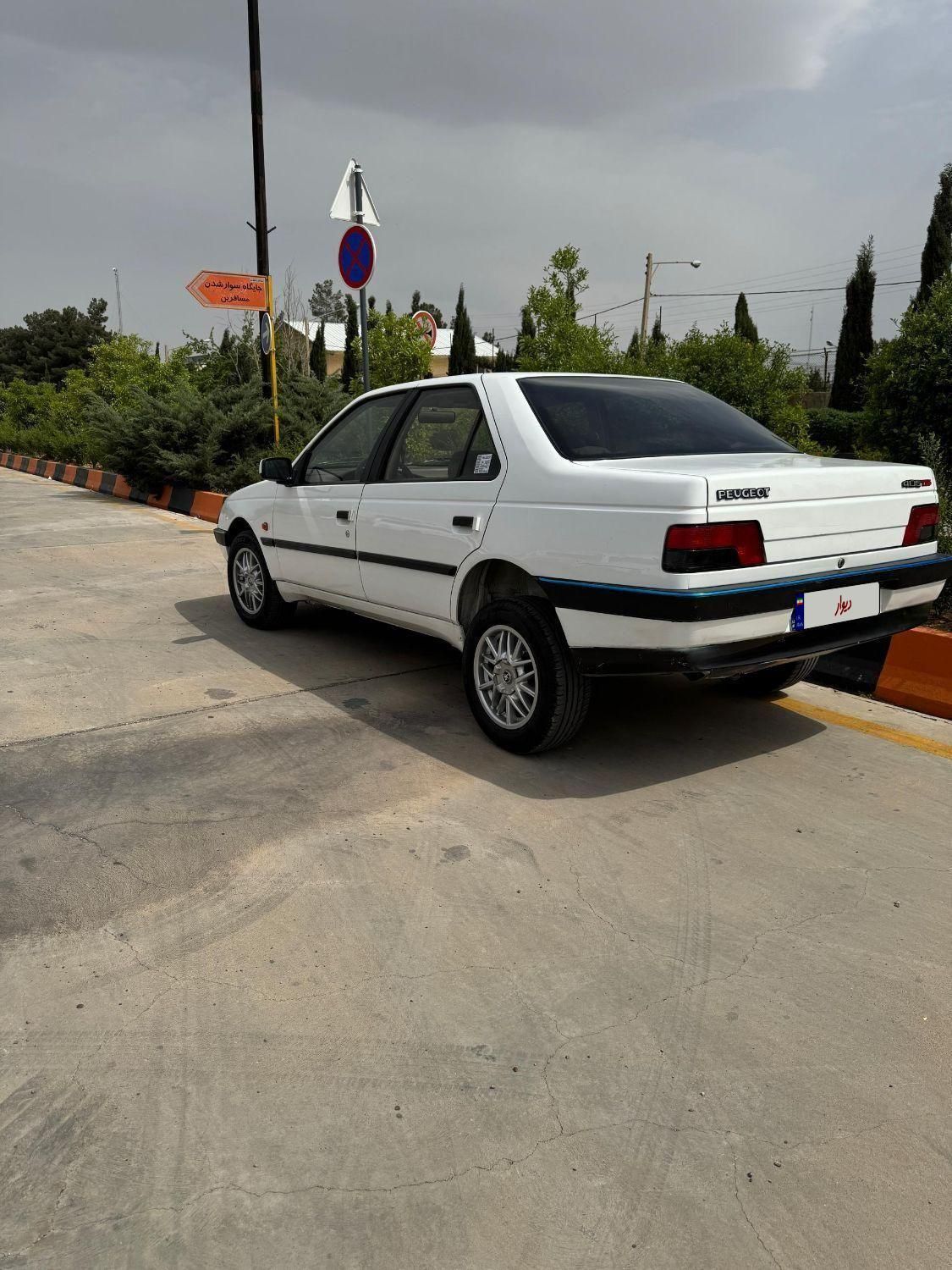 پژو 405 SLX بنزینی TU5 - 1391