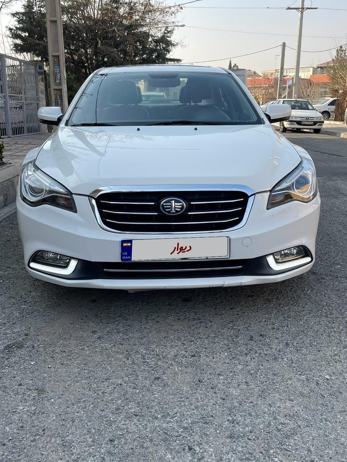 خودرو بسترن، B50F آگهی ann_18431633