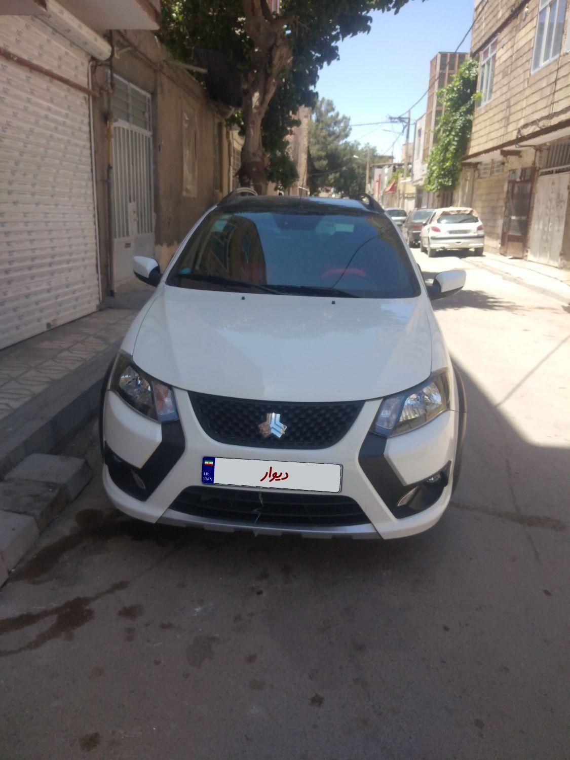 خودرو کوییک، R آگهی ann_18431899