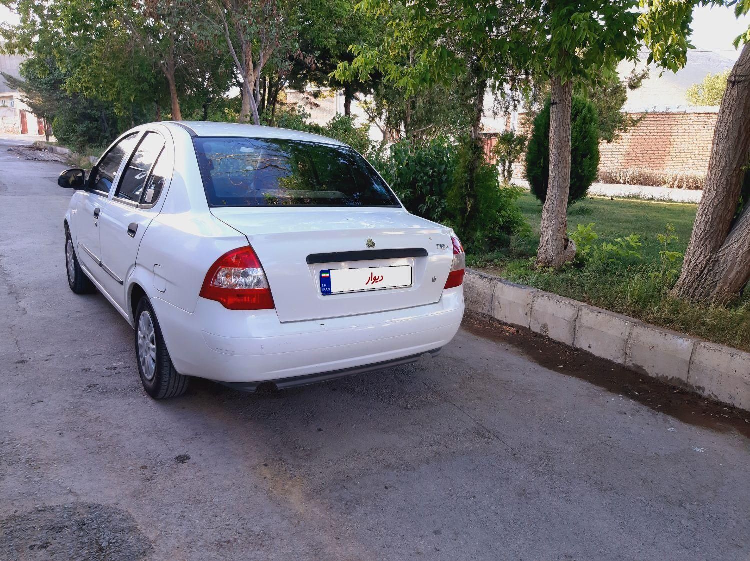 تیبا صندوق دار SX - 1400