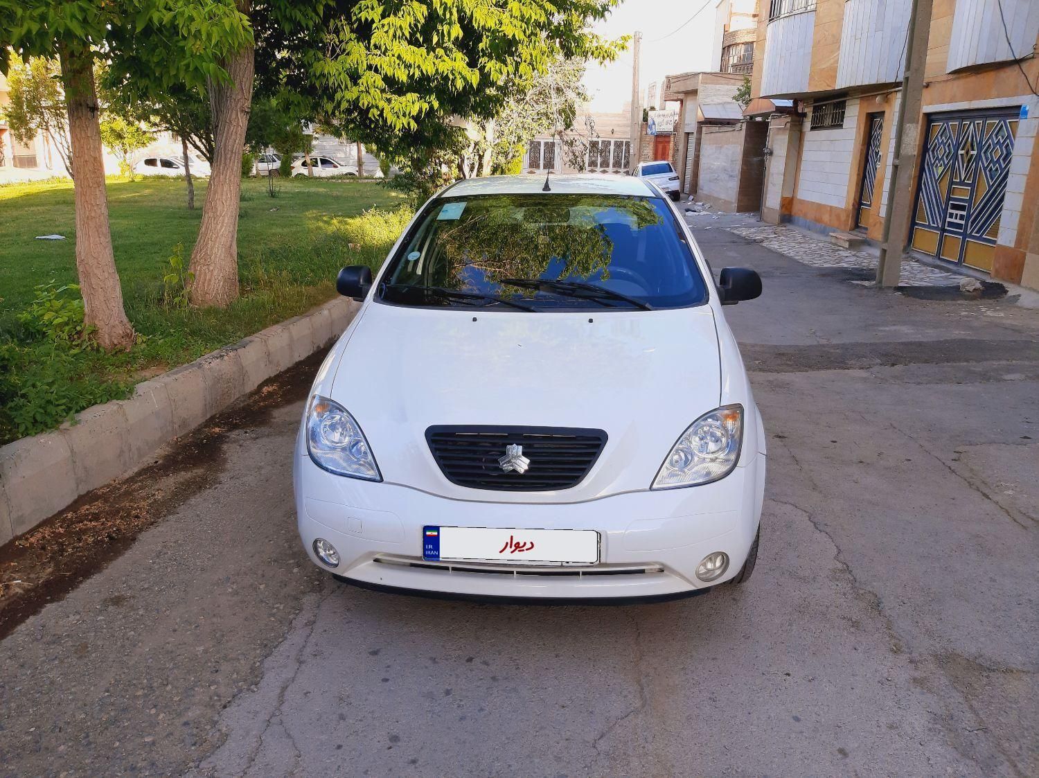 تیبا صندوق دار SX - 1400