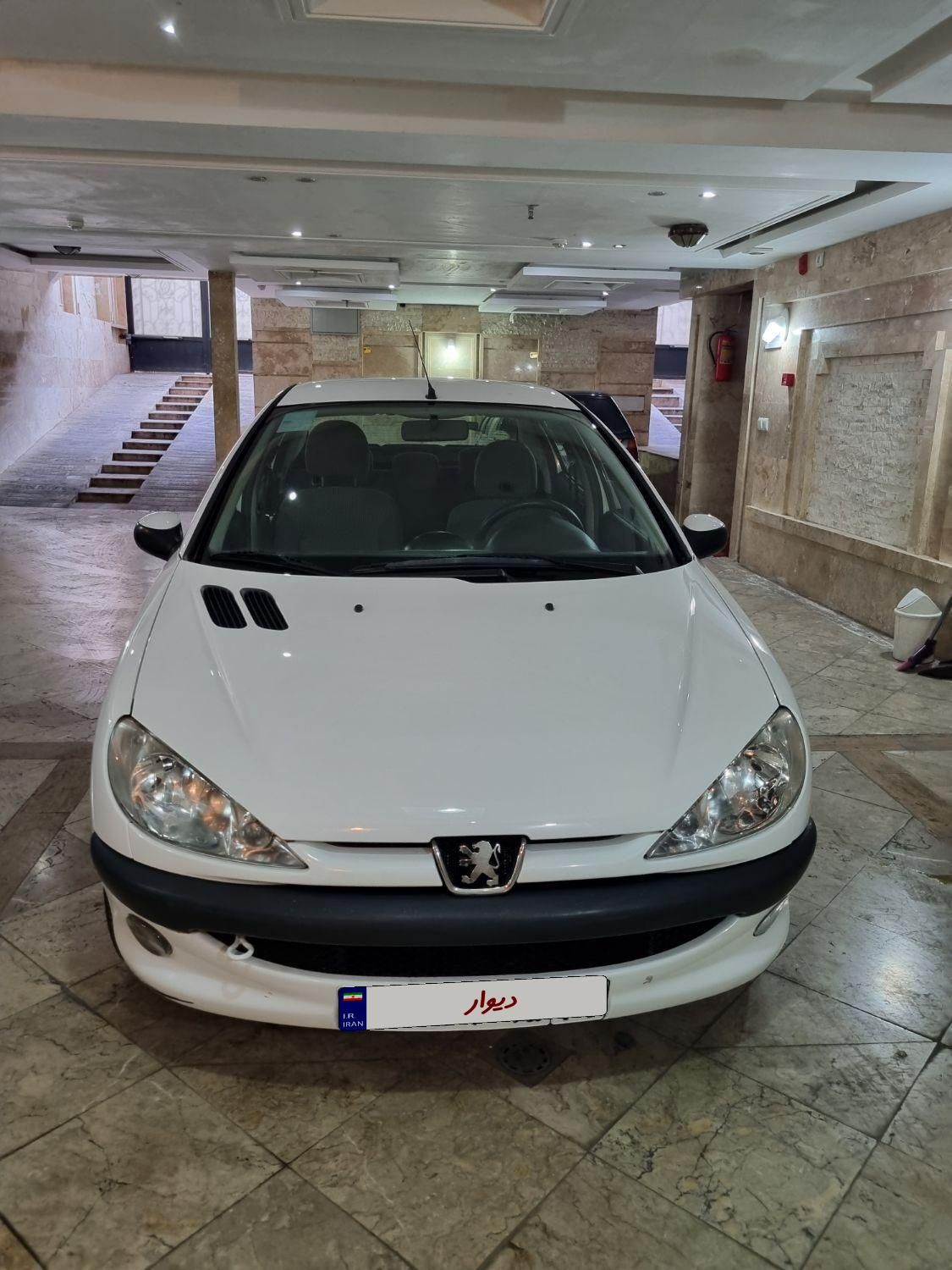 پژو ۲۰۶ صندوق دار v8 - 1398