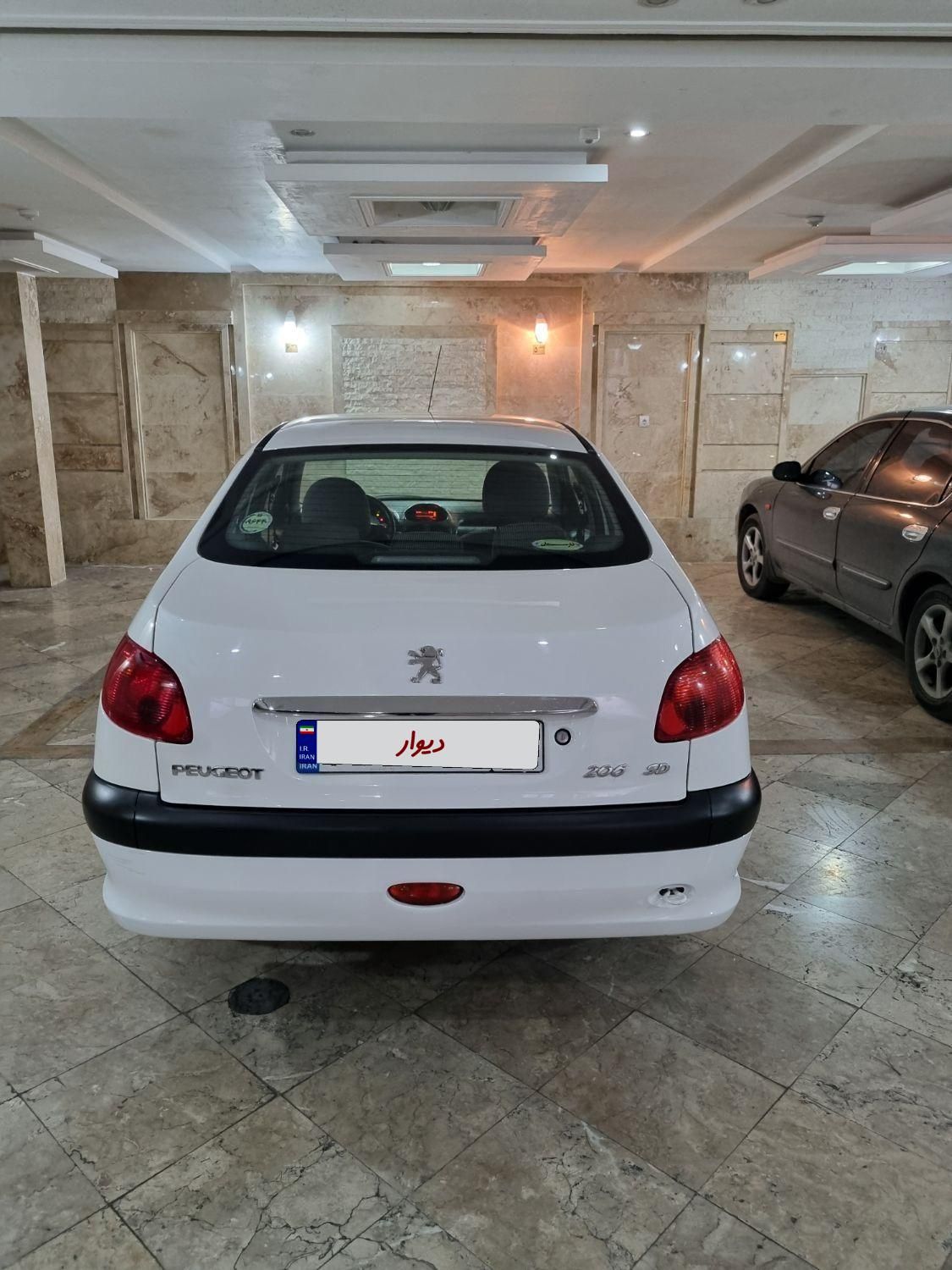 پژو ۲۰۶ صندوق دار v8 - 1398