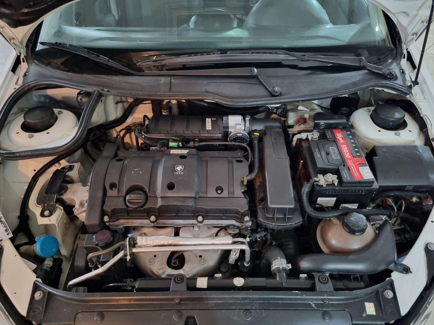 پژو ۲۰۶ صندوق دار v8 - 1398