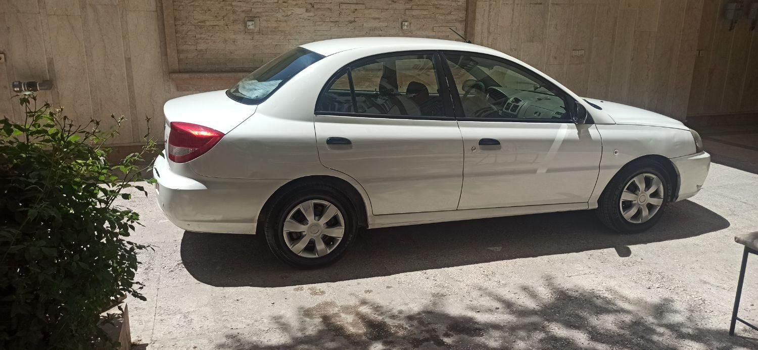 کیا ریو صندوقدار نیمه فول UB - 2009
