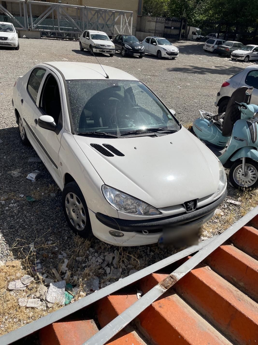 پژو ۲۰۶ صندوق دار v8 - 1396