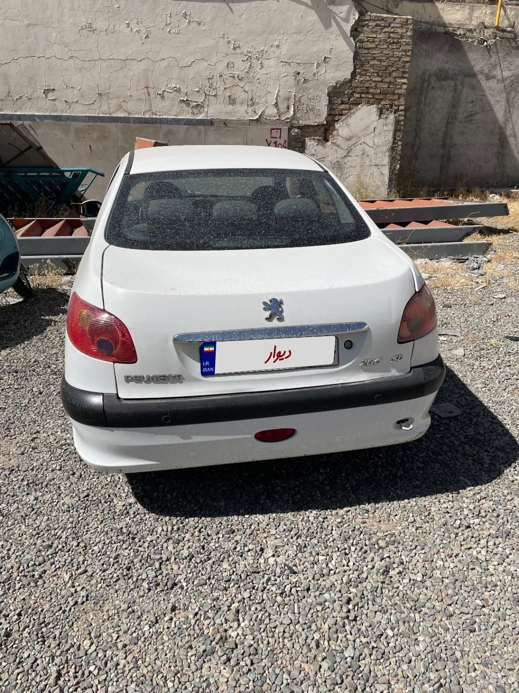 پژو ۲۰۶ صندوق دار v8 - 1396