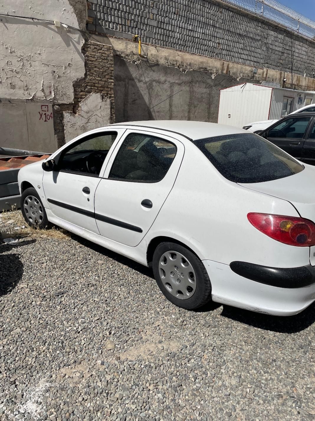 پژو ۲۰۶ صندوق دار v8 - 1396