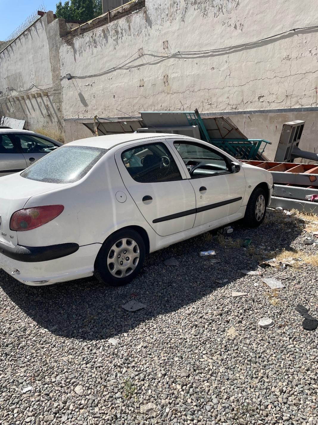 پژو ۲۰۶ صندوق دار v8 - 1396
