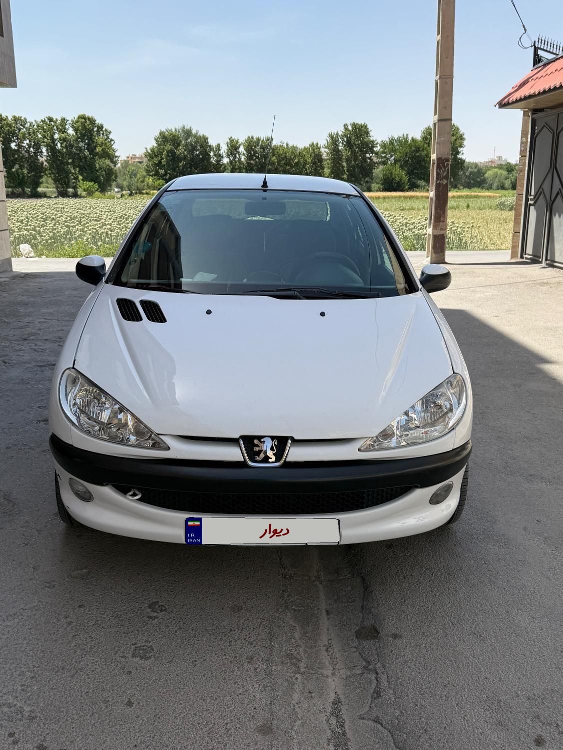 پژو ۲۰۶ صندوق دار v8 - 1391