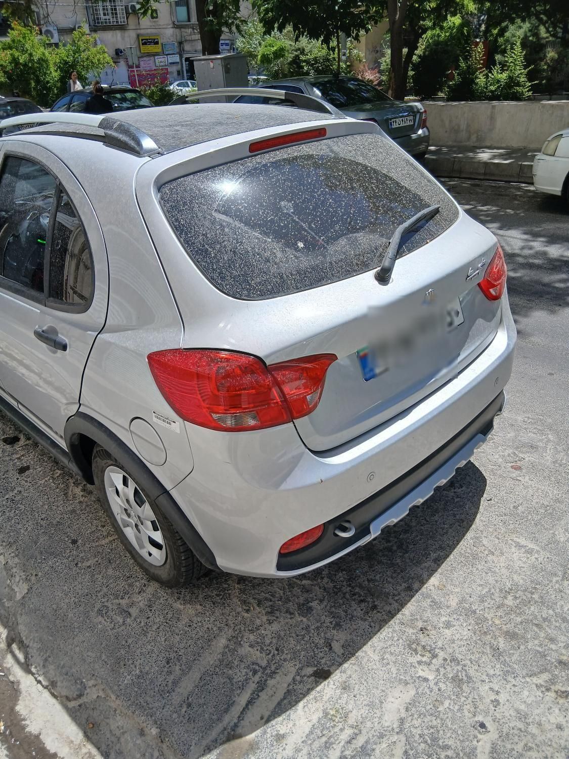 خودرو کوییک، R آگهی ann_18432785