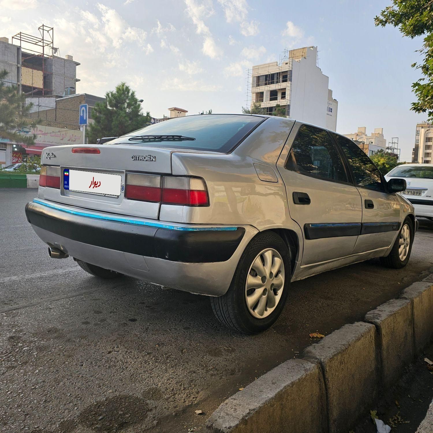 سیتروئن زانتیا X - 2004