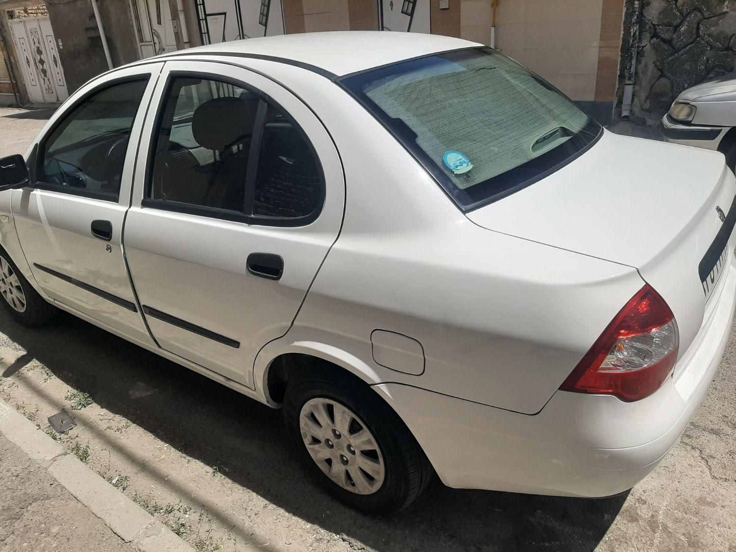 تیبا صندوق دار SX - 1399
