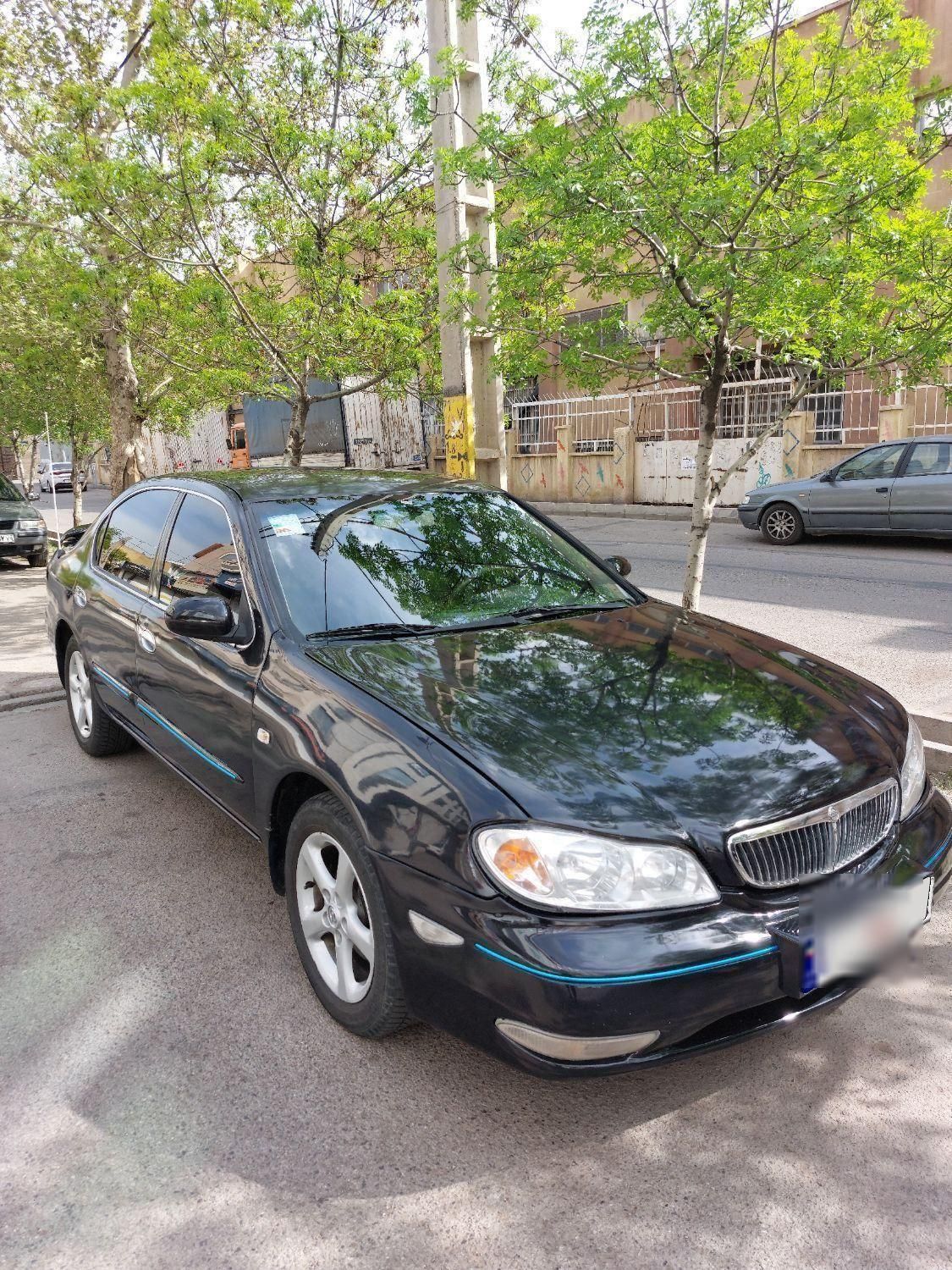 نیسان ماکسیما دنده‌ای - 2003