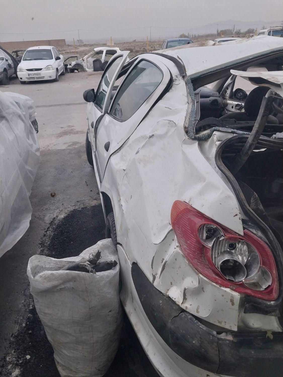 پژو ۲۰۶ صندوق دار v8 - 1392