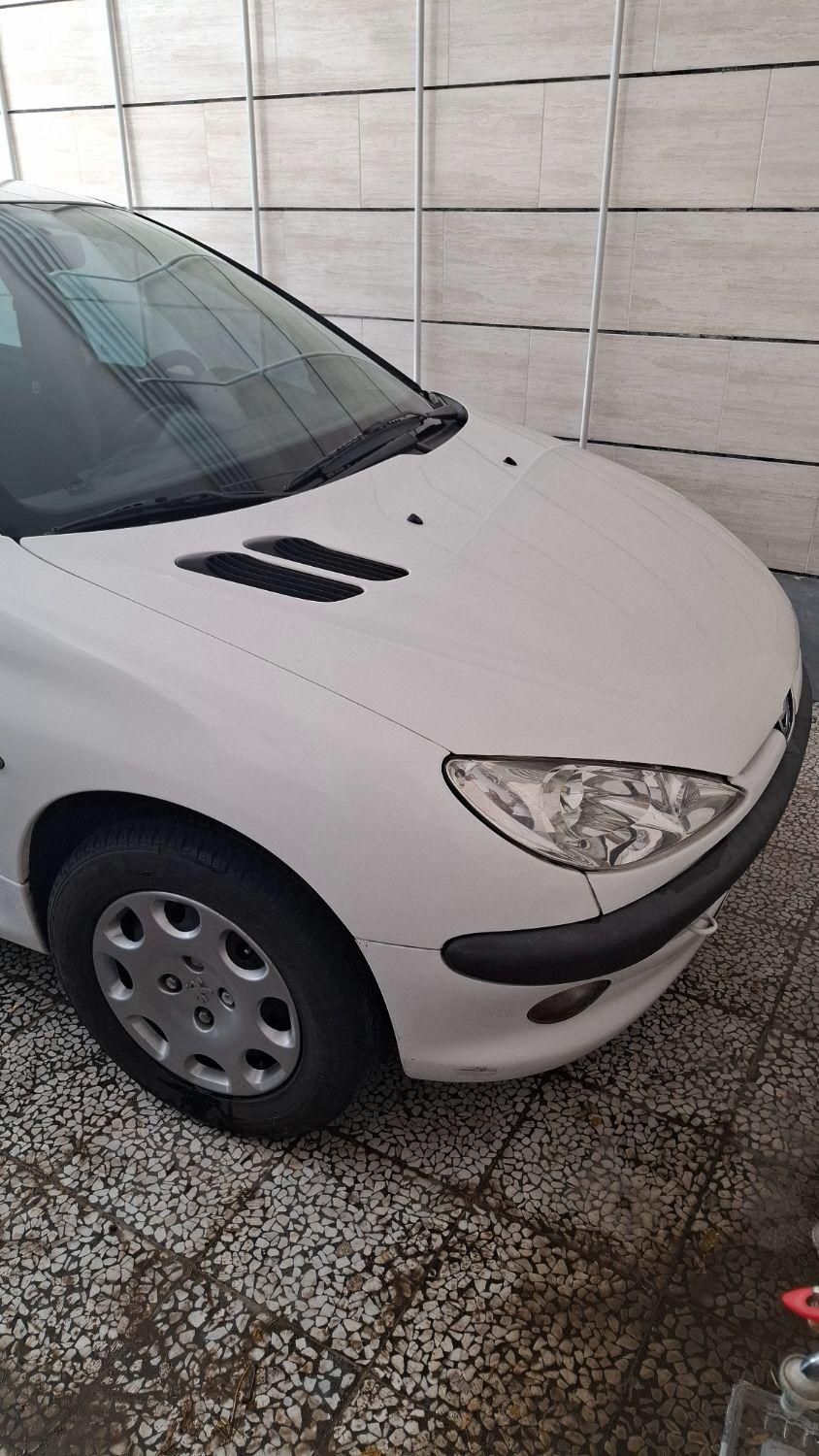 پژو ۲۰۶ صندوق دار v8 - 1394