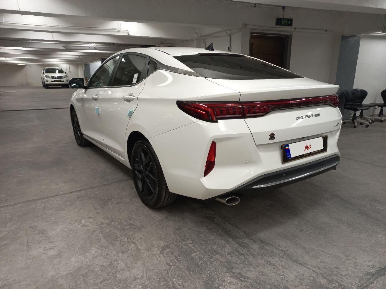 کی ام سی J7 اتوماتیک - 2025